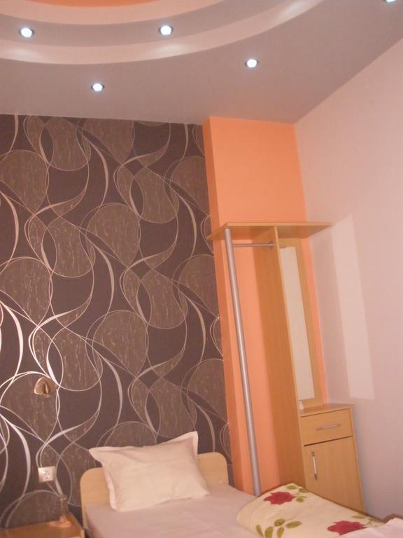 Comfort Guest Rooms Плевен Екстер'єр фото